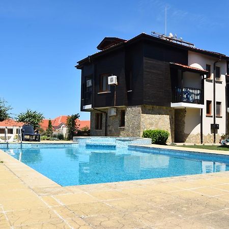 Paradise Bay Villas Sozopol Exterior photo